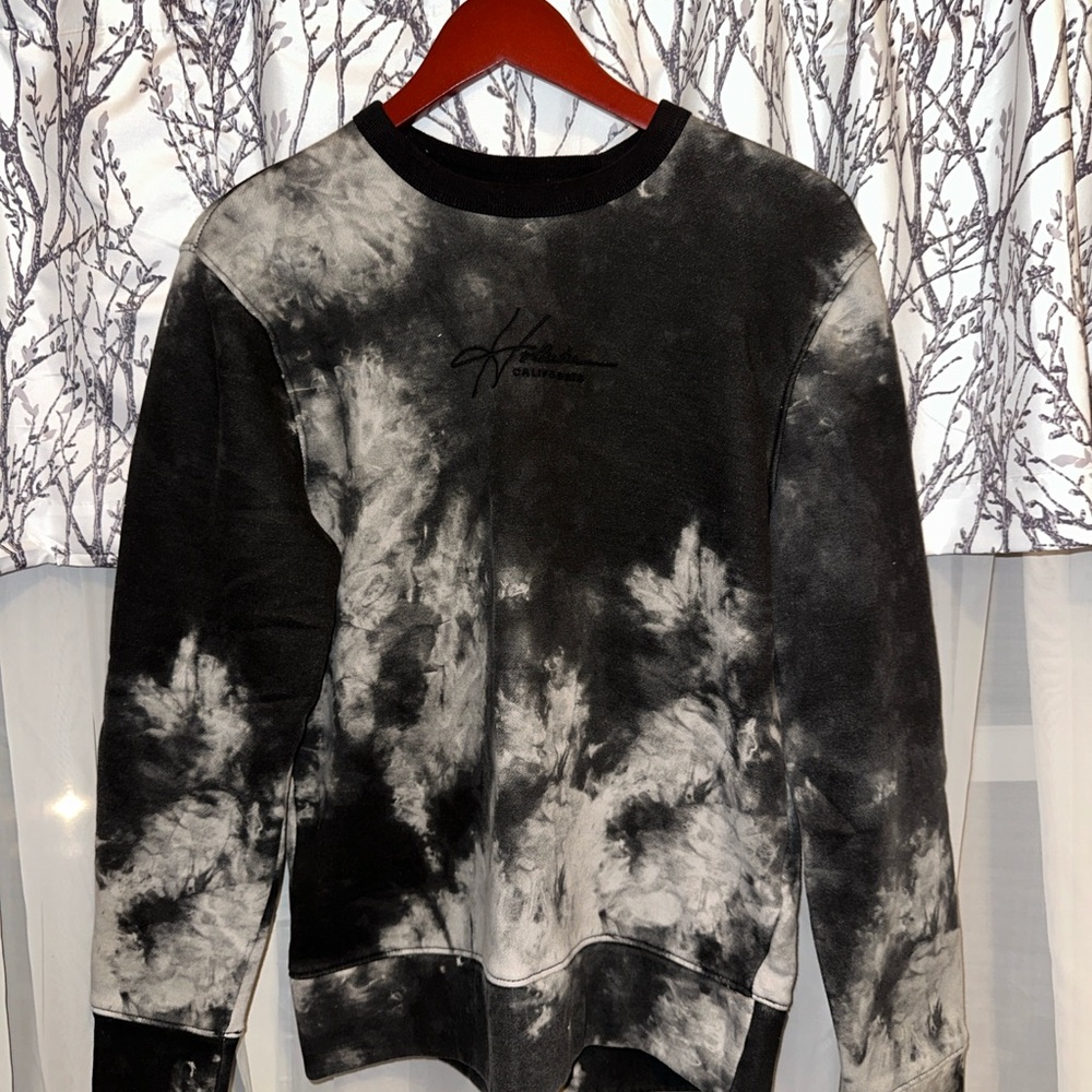 Vintage Men’s Tie Dye Crew Neck